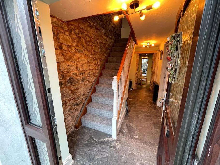 Holiday home Rhossili's Retreat - Aonb - Gower Rural Sleeps Up To 6 Swansea