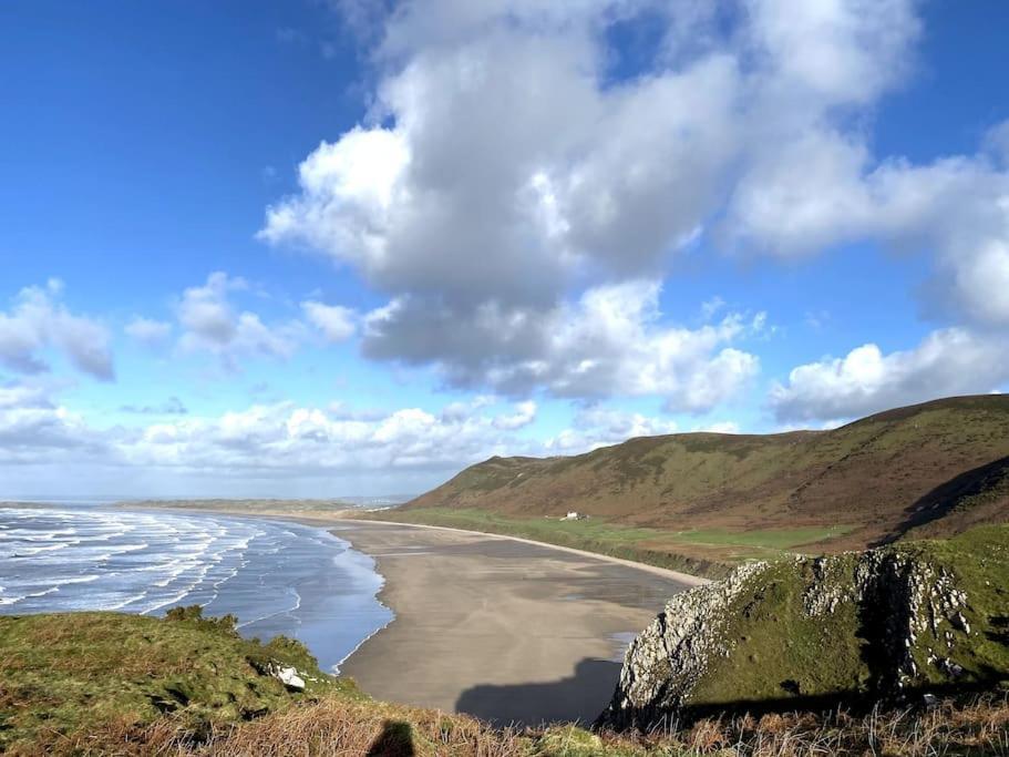 Holiday home Rhossili's Retreat - Aonb - Gower Rural Sleeps Up To 6 Swansea