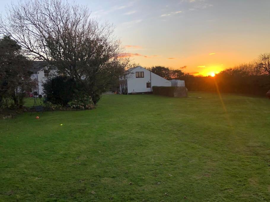Rhossili's Retreat - Aonb - Gower Rural Sleeps Up To 6 * Swansea